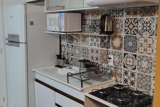 Cozinha de apartamento para alugar com 1 quarto, 30m² em Jardim Jaragua (sao Domingos), São Paulo