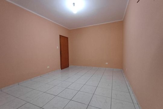 Casa à venda com 3 quartos, 217m² em Jardim Maringa, São Paulo