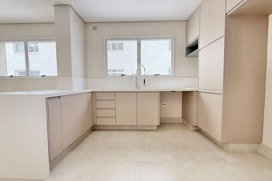 Apartamento à venda com 4 quartos, 230m² em Moema, São Paulo