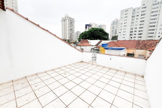 Área externa de casa à venda com 3 quartos, 112m² em Água Branca, São Paulo