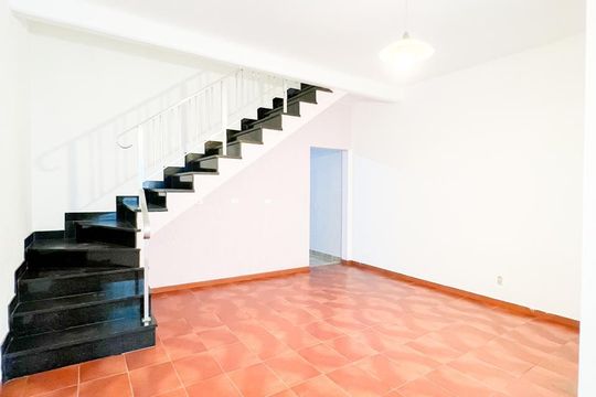 Sala de casa à venda com 3 quartos, 112m² em Água Branca, São Paulo