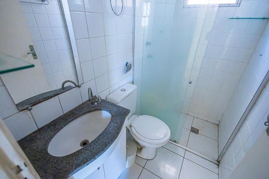 banheiro de apartamento à venda com 3 quartos, 67m² em Castelo, Belo Horizonte