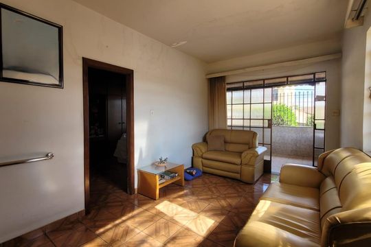 Sala de casa à venda com 5 quartos, 280m² em São Salvador, Belo Horizonte