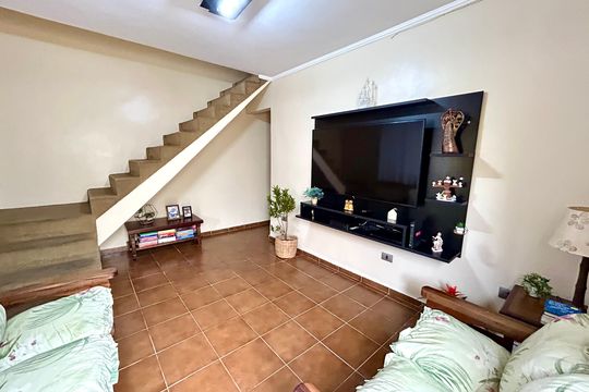Sala de casa à venda com 3 quartos, 175m² em Vila Rosália, Guarulhos