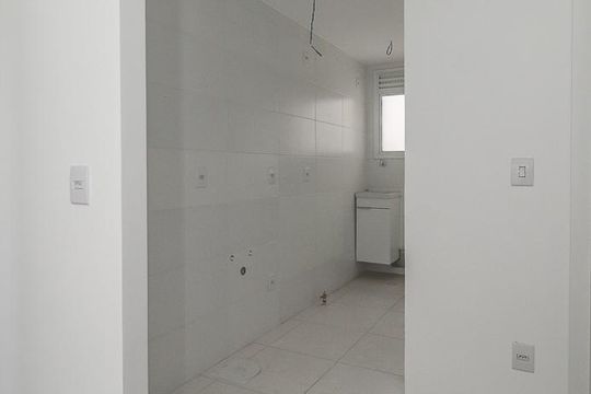 Cozinha de apartamento à venda com 2 quartos, 52m² em Floresta, Porto Alegre