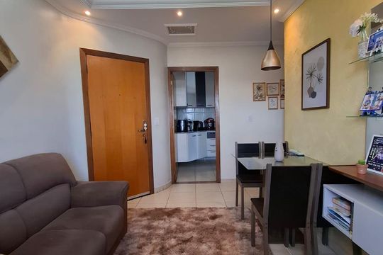 Sala de apartamento à venda com 2 quartos, 62m² em Jardim Tranquilidade, Guarulhos