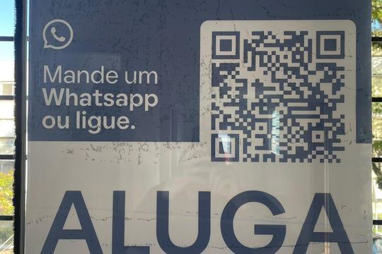 Placa de apartamento para alugar com 2 quartos, 92m² em Vila Jardim, Porto Alegre