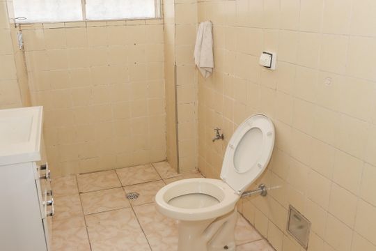 Banheiro de apartamento à venda com 1 quarto, 39m² em Água Branca, São Paulo
