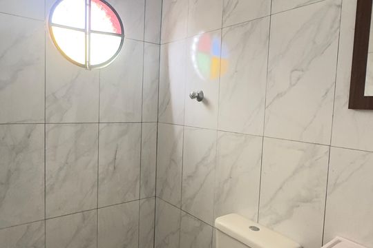 Banheiro de casa para alugar com 2 quartos, 80m² em Caxito Pequeno, Maricá