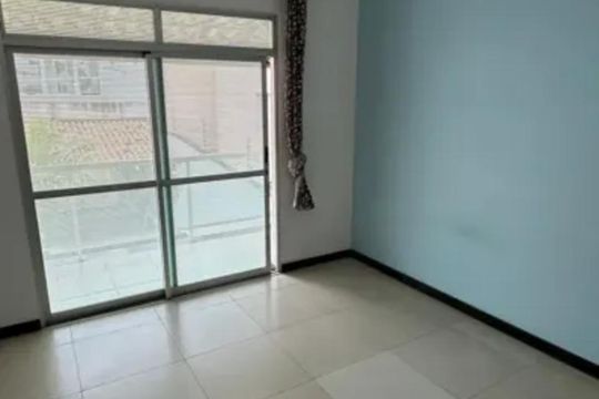 Casa para alugar com 4 quartos, 280m² em Cabral, Contagem