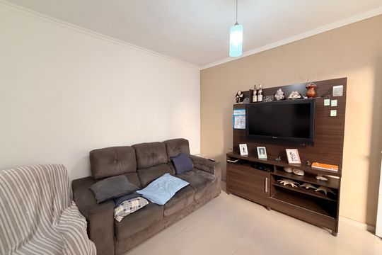 Sala de casa à venda com 4 quartos, 199m² em Jardim Danubio, Jundiaí