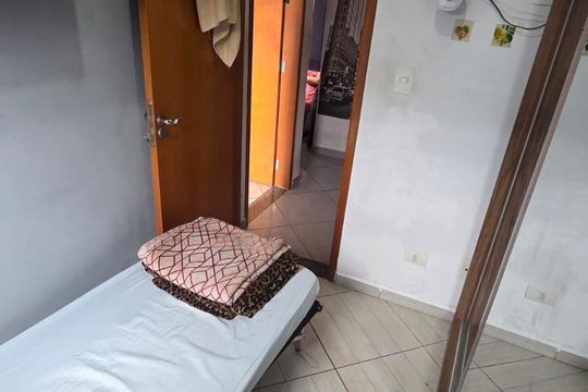 Quarto de apartamento à venda com 2 quartos, 74m² em Vila Junqueira, Santo André