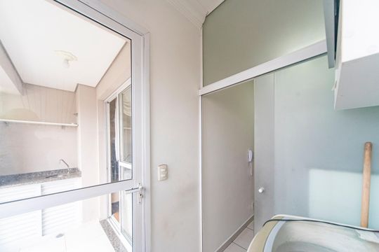 Área de Serviço de apartamento à venda com 2 quartos, 49m² em Vila Pires, Santo André