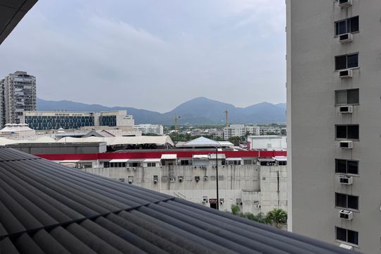 Sala - Vista de apartamento para alugar com 2 quartos, 81m² em Recreio dos Bandeirantes, Rio de Janeiro
