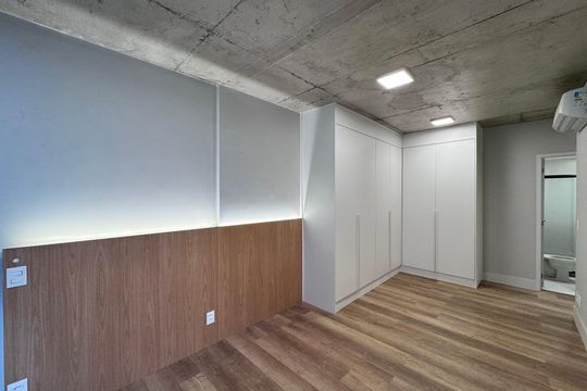 Suite de apartamento para alugar com 2 quartos, 81m² em Recreio dos Bandeirantes, Rio de Janeiro