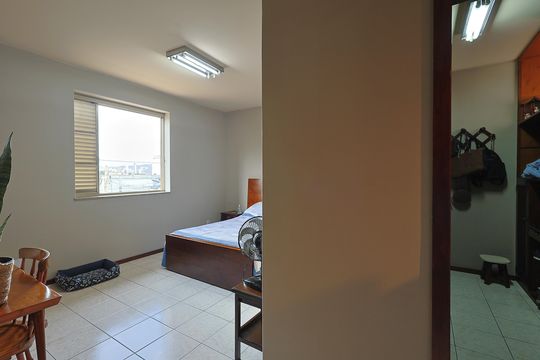 Casa para alugar com 6 quartos, 772m² em Carlos Prates, Belo Horizonte