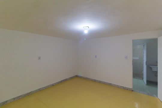 Quarto  de casa para alugar com 1 quarto, 40m² em Jardim Guairaca, São Paulo