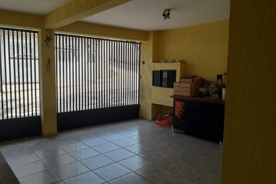 Área externa de casa à venda com 3 quartos, 80m² em São Miguel, São Paulo