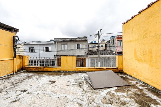 Varanda de casa para alugar com 3 quartos, 300m² em Vila Ema, São Paulo
