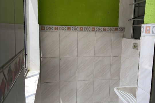 Área de serviço de apartamento para alugar com 2 quartos, 49m² em Jardim do Castelo, Ferraz de Vasconcelos