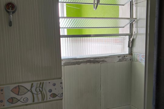 Banheiro de apartamento para alugar com 2 quartos, 49m² em Jardim do Castelo, Ferraz de Vasconcelos