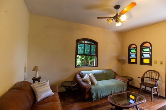 Casa à venda com 2 quartos, 117m² em Badu, Niterói