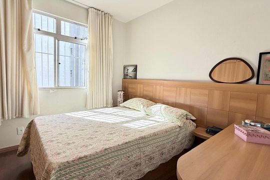 Apartamento à venda com 2 quartos, 66m² em Santa Efigênia, Belo Horizonte