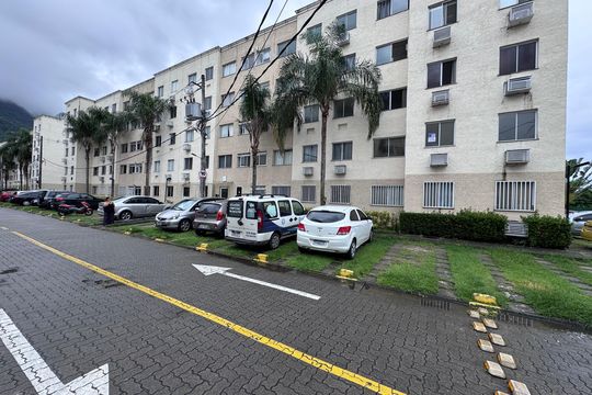 Fachada de apartamento à venda com 3 quartos, 53m² em Vargem Grande, Rio de Janeiro