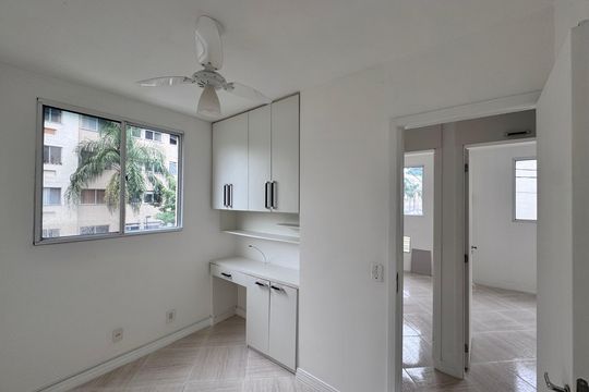 Quarto 2 de apartamento à venda com 3 quartos, 53m² em Vargem Grande, Rio de Janeiro