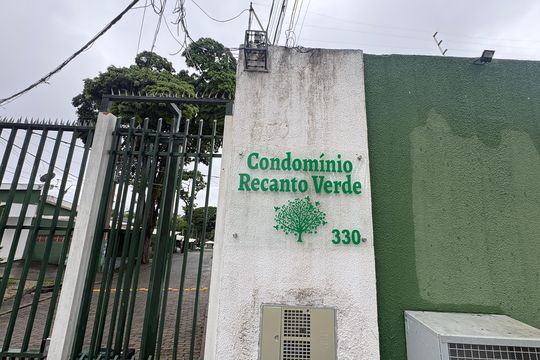 Fachada de casa de condomínio para alugar com 2 quartos, 83m² em Vila Nova Sorocaba, Sorocaba