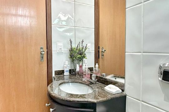 Banheiro Social de apartamento à venda com 4 quartos, 165m² em Prado, Belo Horizonte