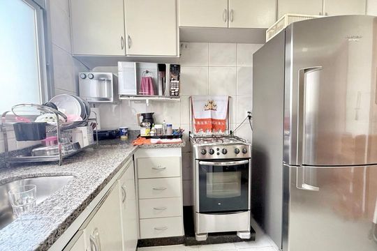 Cozinha de apartamento à venda com 4 quartos, 165m² em Prado, Belo Horizonte