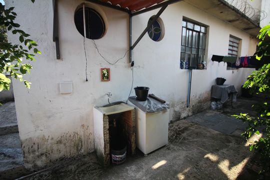 Área de Serviço de casa à venda com 2 quartos, 560m² em Glória, Belo Horizonte