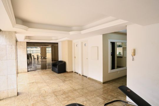 Área comum de apartamento para alugar com 4 quartos, 320m² em Funcionários, Belo Horizonte
