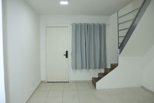 Casa de Condomínio para alugar com 2 quartos, 63m² em Bairro Jardim Nossa Senhora das Graças, Cotia