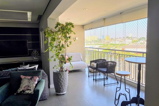 Sala/Varanda de apartamento para alugar com 2 quartos, 133m² em Jardim Campo Grande, São Paulo