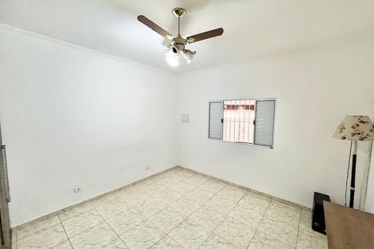 Quarto 1 de casa à venda com 2 quartos, 98m² em Vila Prado, São Paulo