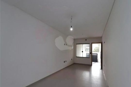 Casa de Condomínio à venda com 3 quartos, 200m² em Vila Camilópolis, Santo André