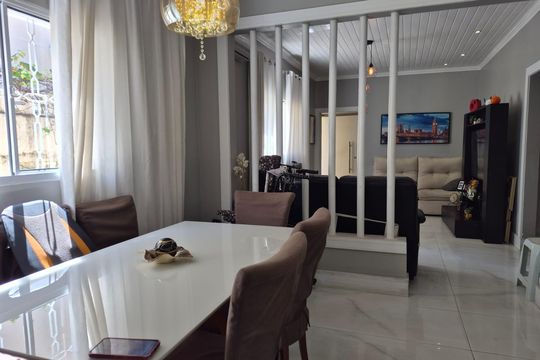 Sala de casa à venda com 4 quartos, 263m² em Bela Aliança, São Paulo