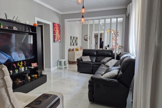 Sala de casa à venda com 4 quartos, 263m² em Bela Aliança, São Paulo