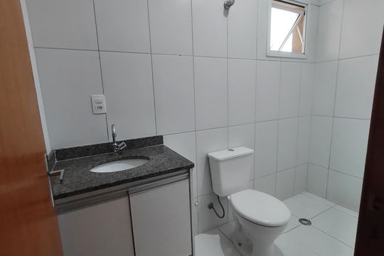 Banheiro de apartamento para alugar com 2 quartos, 67m² em Osvaldo Cruz, São Caetano do Sul