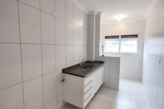 Cozinha de apartamento para alugar com 2 quartos, 67m² em Osvaldo Cruz, São Caetano do Sul
