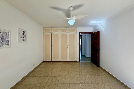Quarto 2 de casa à venda com 3 quartos, 218m² em Nova Piraju, São Paulo