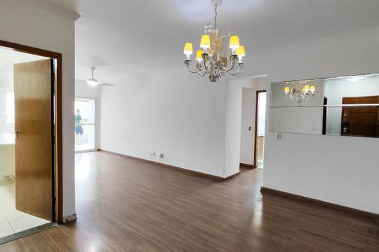 Sala de apartamento para alugar com 3 quartos, 182m² em Aviação, Praia Grande