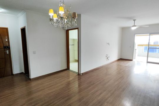 Apartamento para alugar com 3 quartos, 182m² em Aviação, Praia Grande