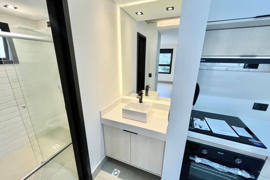 Banheiro de apartamento para alugar com 1 quarto, 63m² em Jardim São Paulo, São Paulo