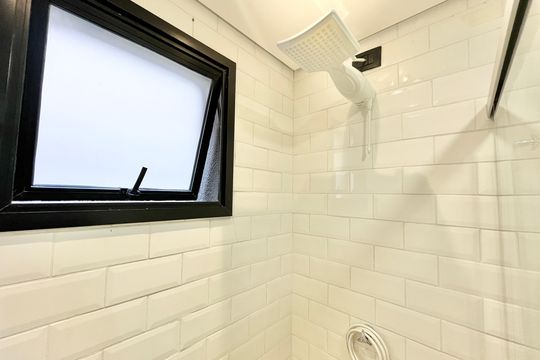 Banheiro de apartamento para alugar com 1 quarto, 63m² em Jardim São Paulo, São Paulo