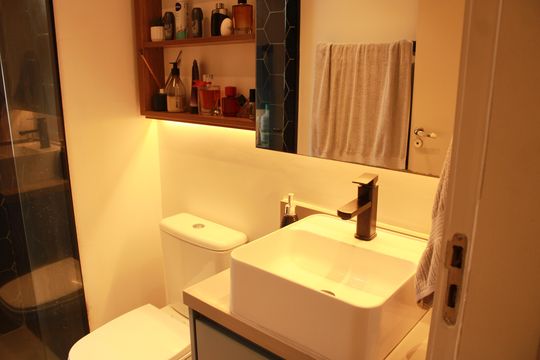 Banheiro da Suíte de apartamento à venda com 2 quartos, 50m² em Jardim da Gloria, São Paulo