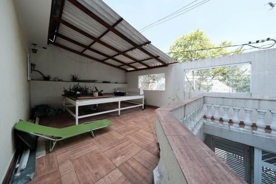 Área externa de casa à venda com 2 quartos, 202m² em Vila Santa Teresa, São Paulo