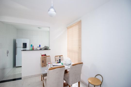 Sala de apartamento à venda com 2 quartos, 45m² em Fonte Grande, Contagem